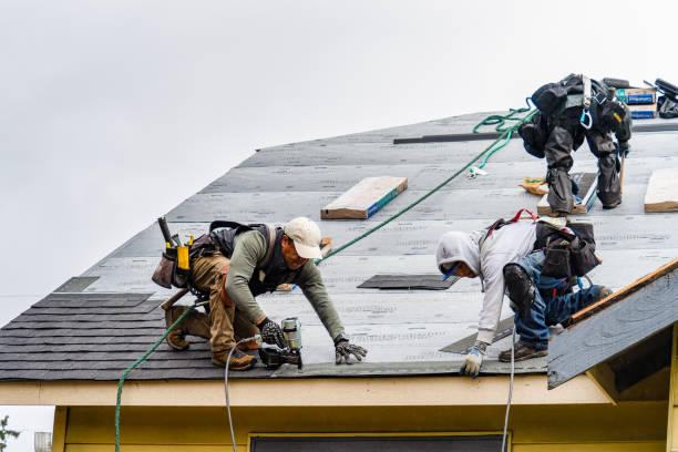 Professional Gutter Installation technician working in Fairfield, IA